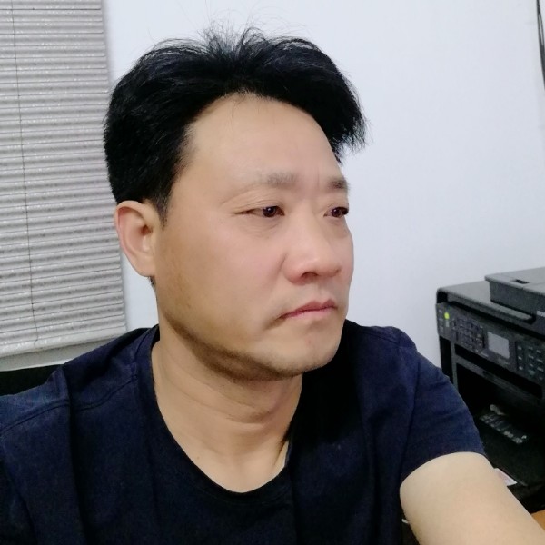知性吃醋中心的照片