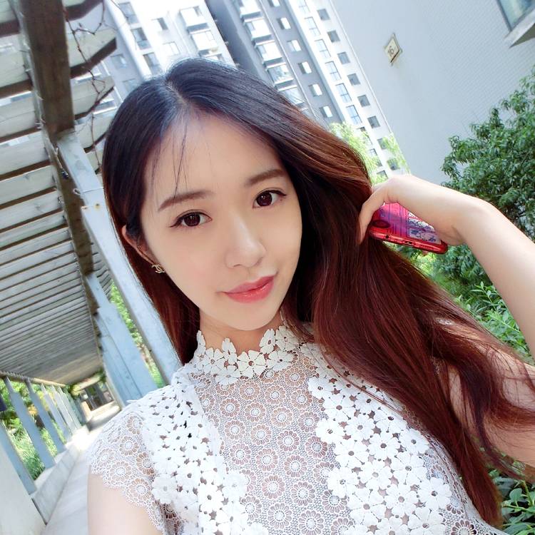 兰花吊坠的照片