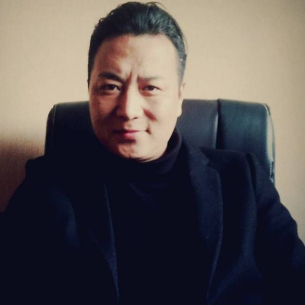 龚文辉的照片