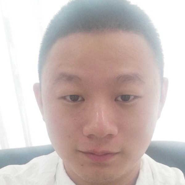 东北人龚某的照片