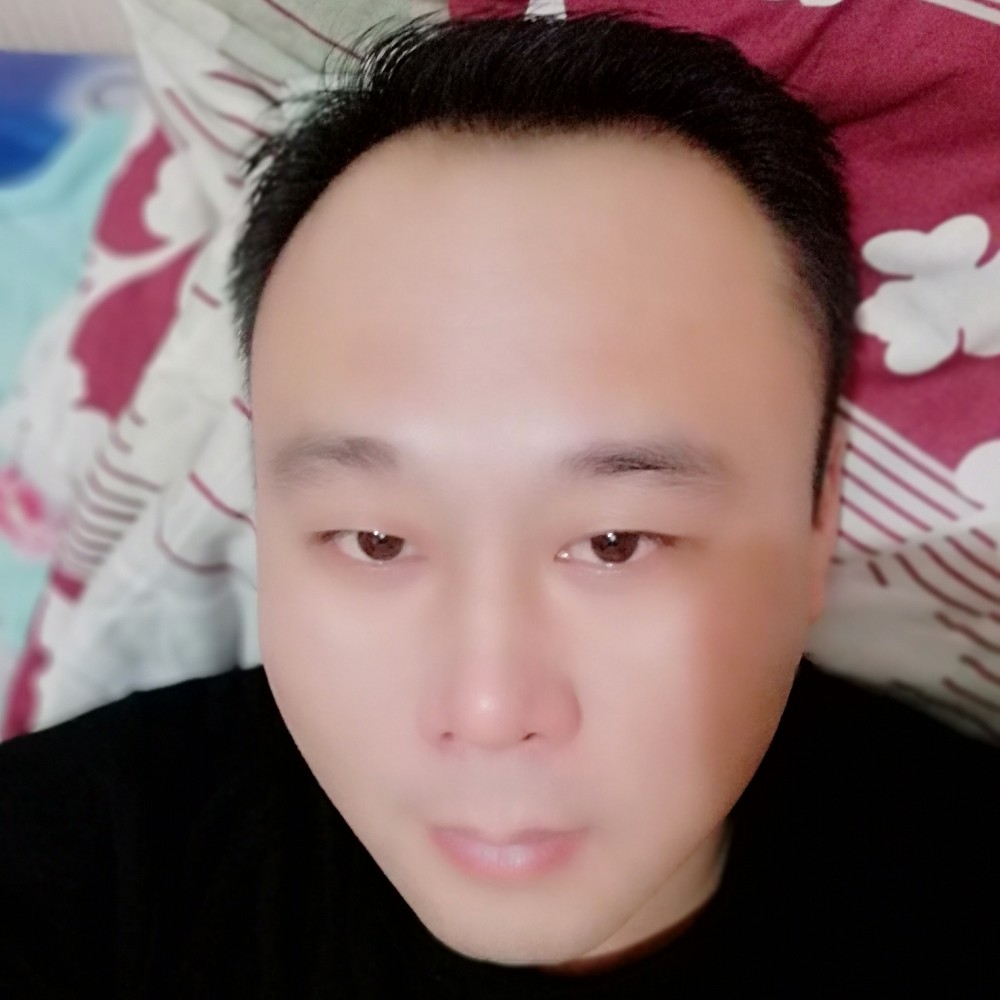 旌心淡定的照片