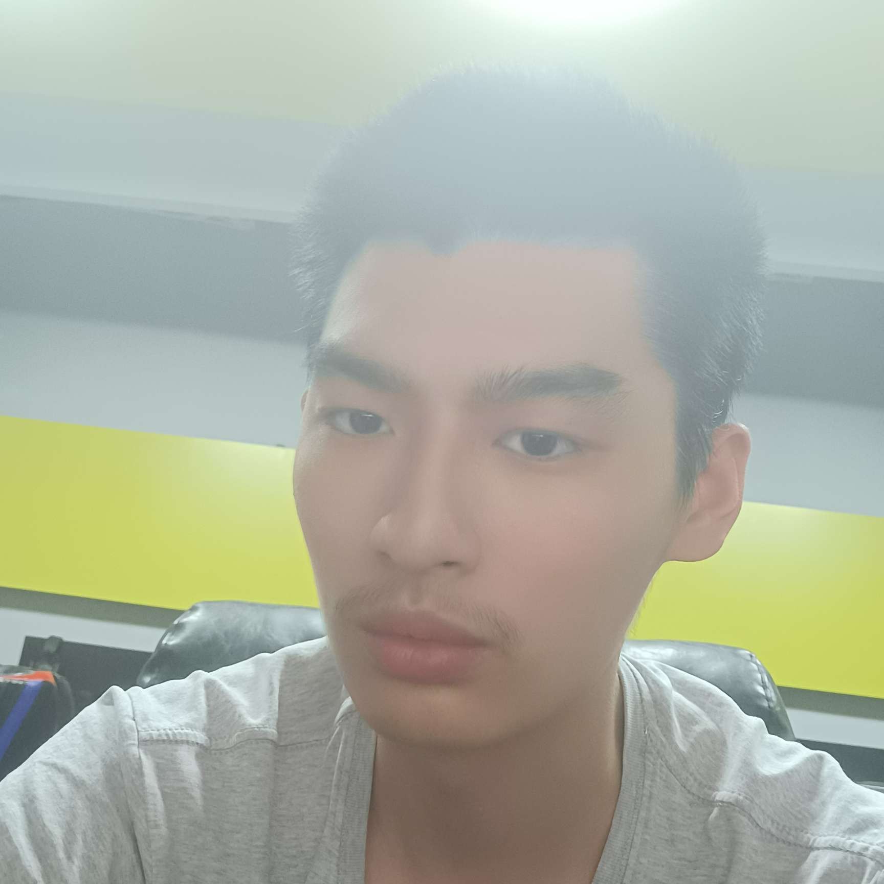 善良吃醋宝马的照片
