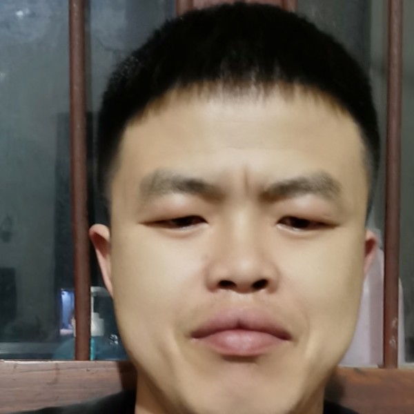 小蜜蜂打搞怪的照片