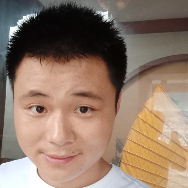 郑祥聪的照片