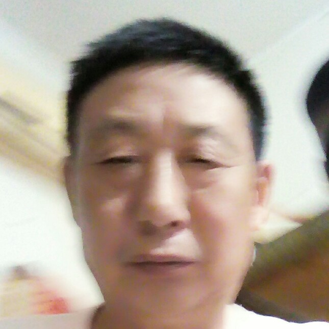 红牛等于结实的照片