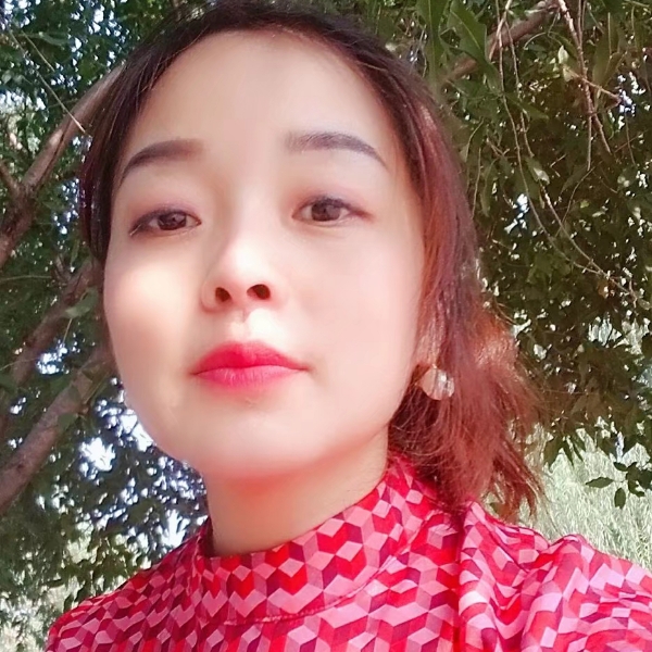 萝莉扯紧张的照片