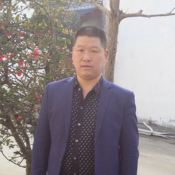 博觉杰伦的照片