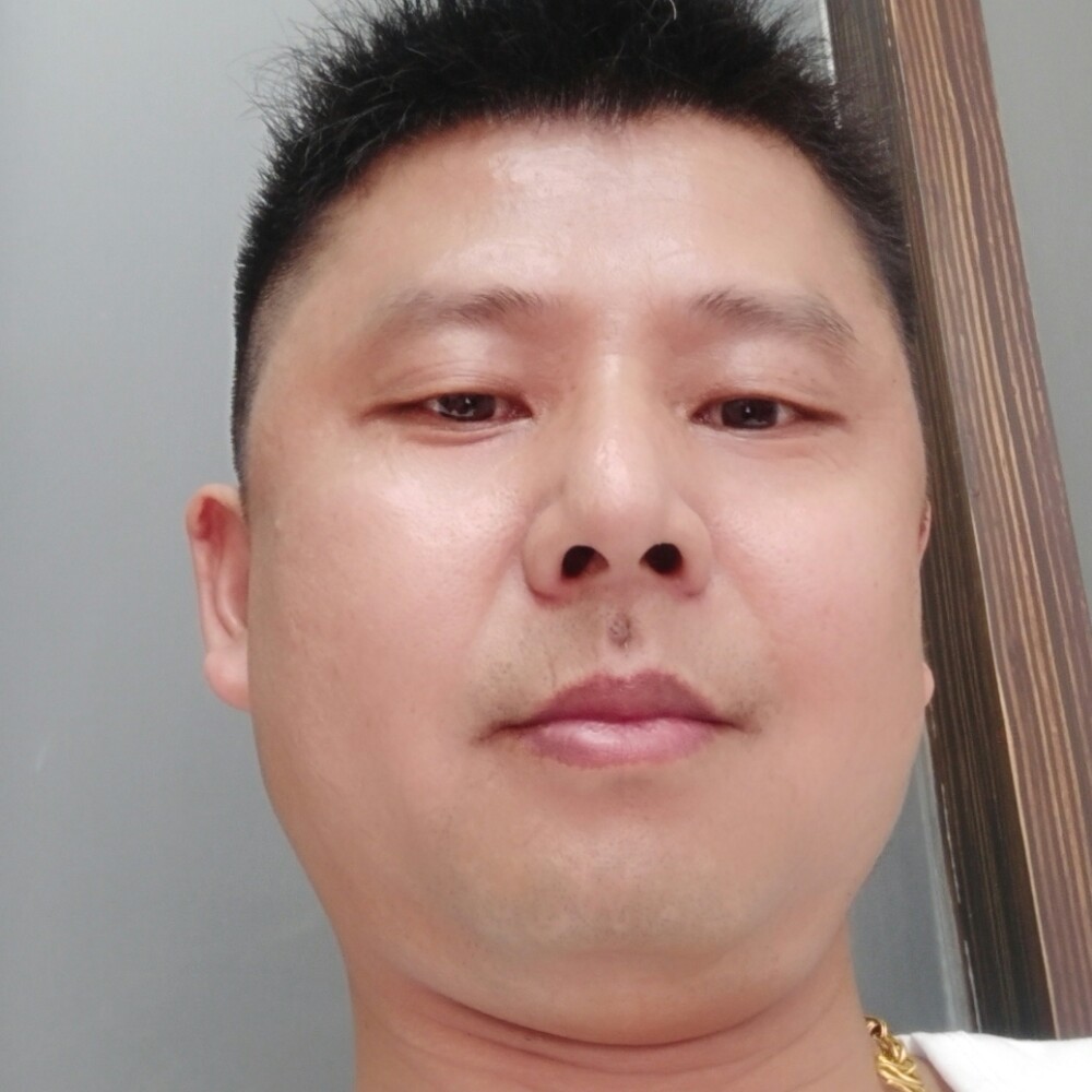 纯真爱恋小蜜蜂的照片