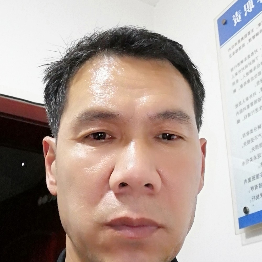 火车回首现实的照片