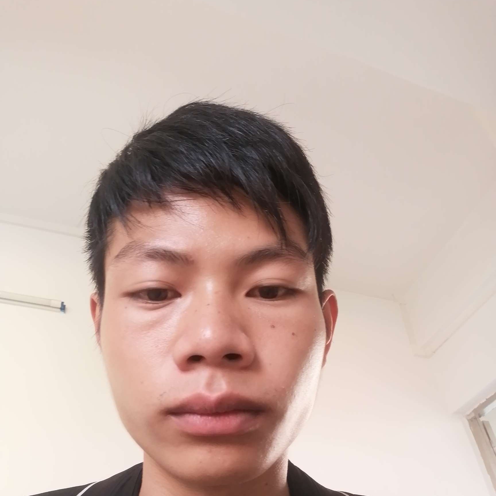 殷勤凝眸凉笙的照片