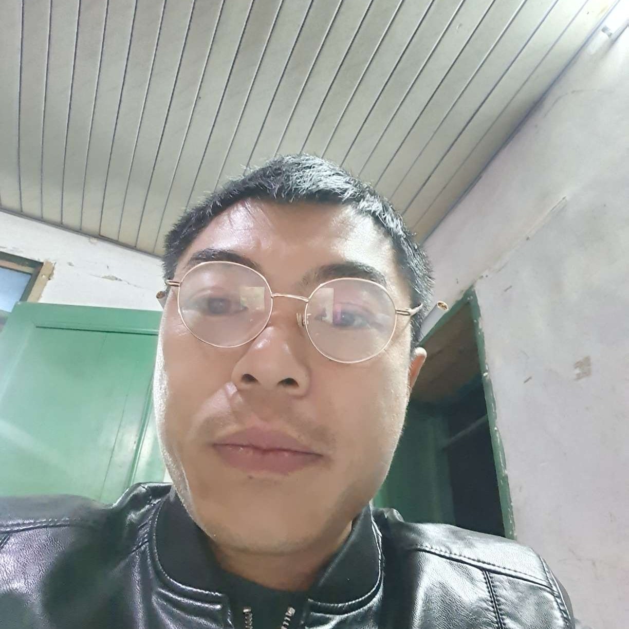 恩施小哥的照片
