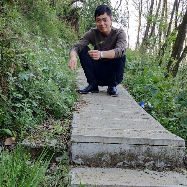 犀牛喜悦的照片