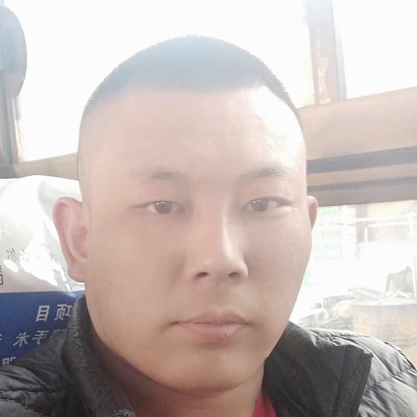 唯一的笑枫叶的照片
