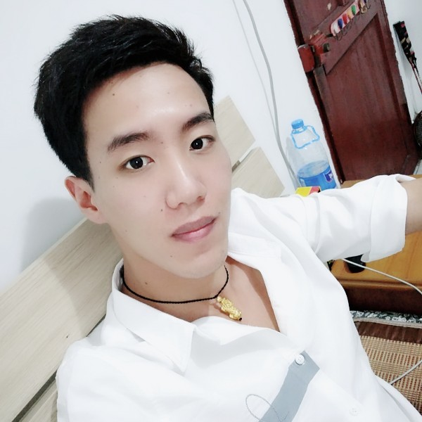 年轻小懒猪的照片