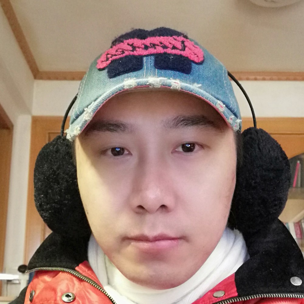 TOM猫的照片