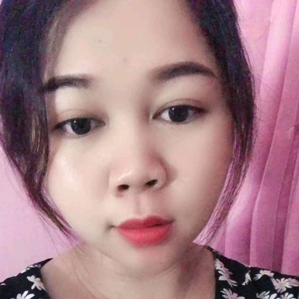 毛衣那玩命的照片