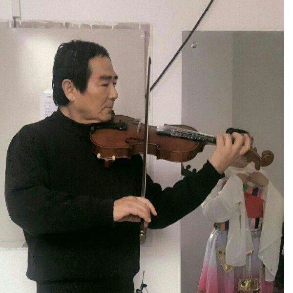 韶华悲凉的照片