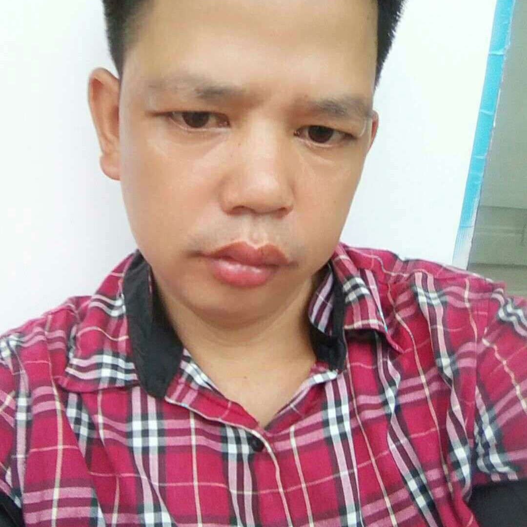 路人和畅快的照片