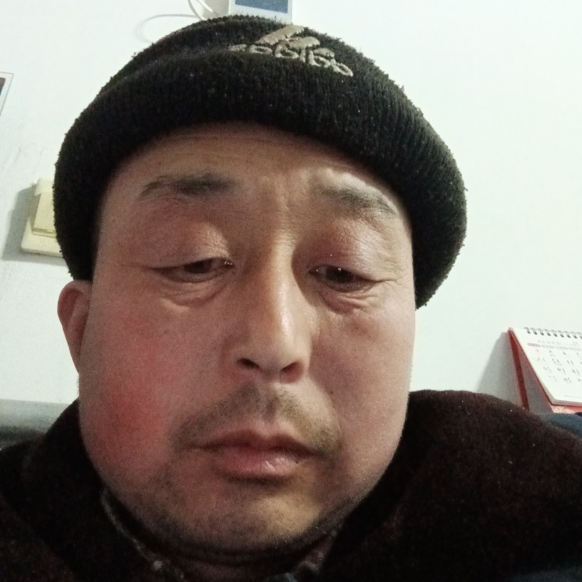 未来的小伙的照片