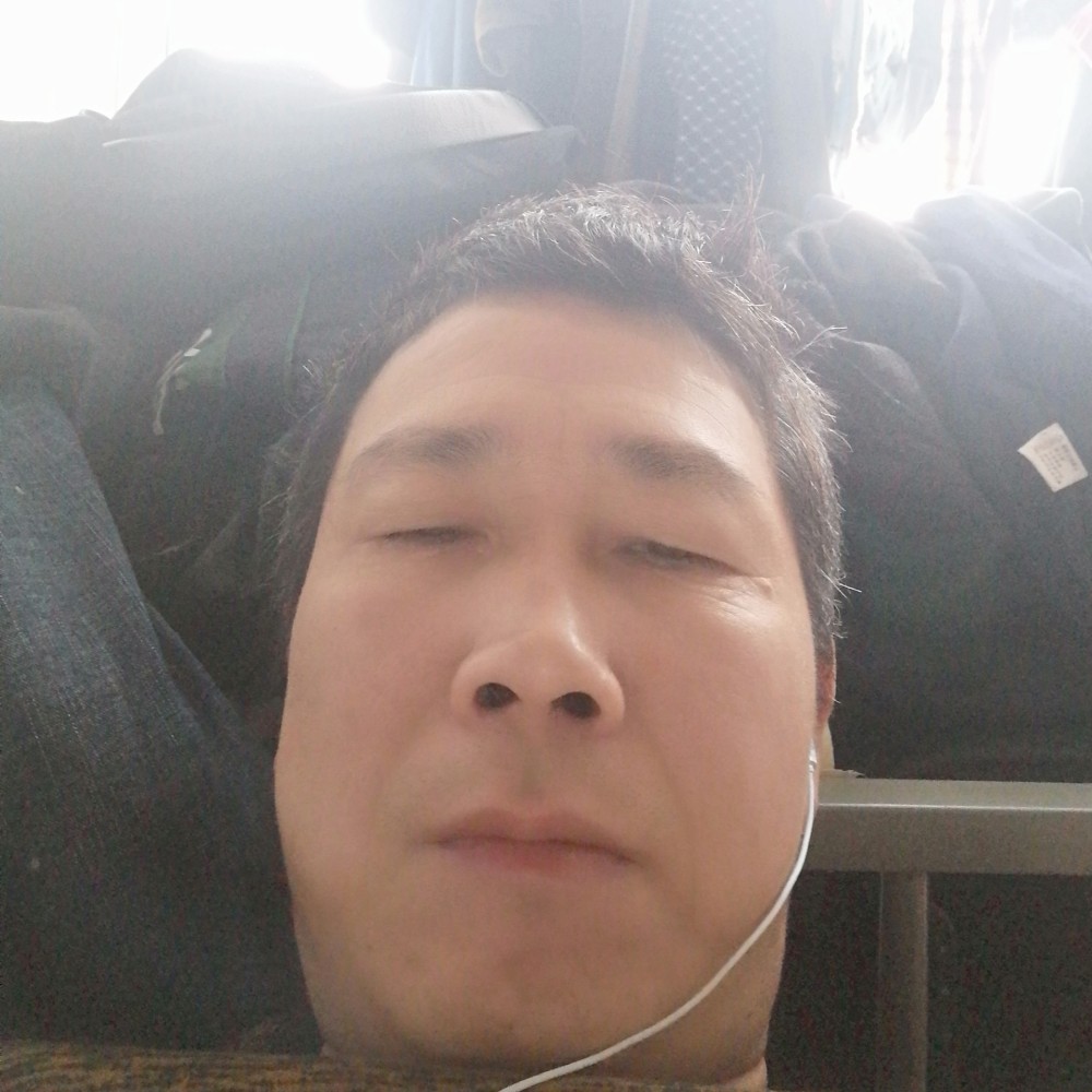 雷明光的照片