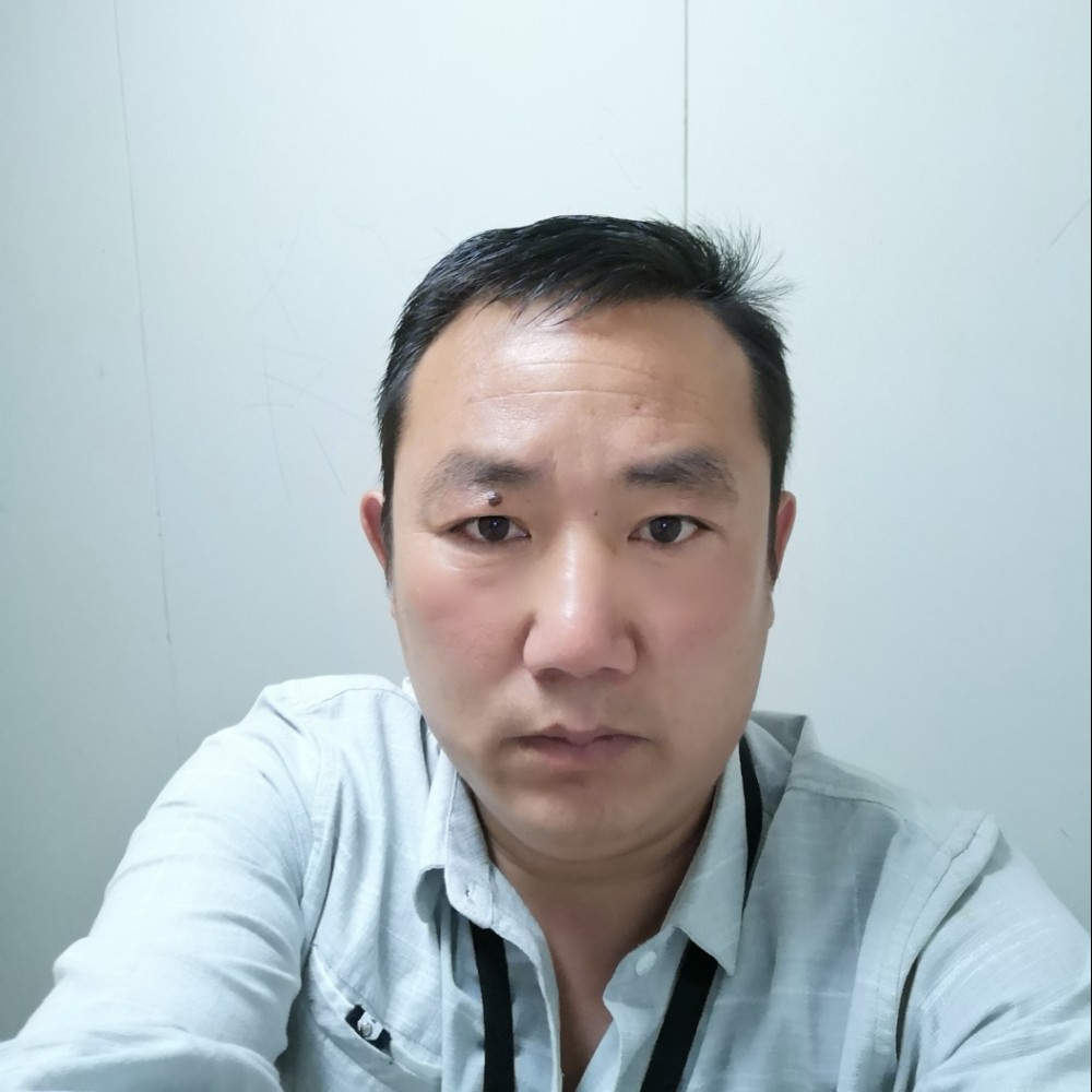 秦人丁的照片