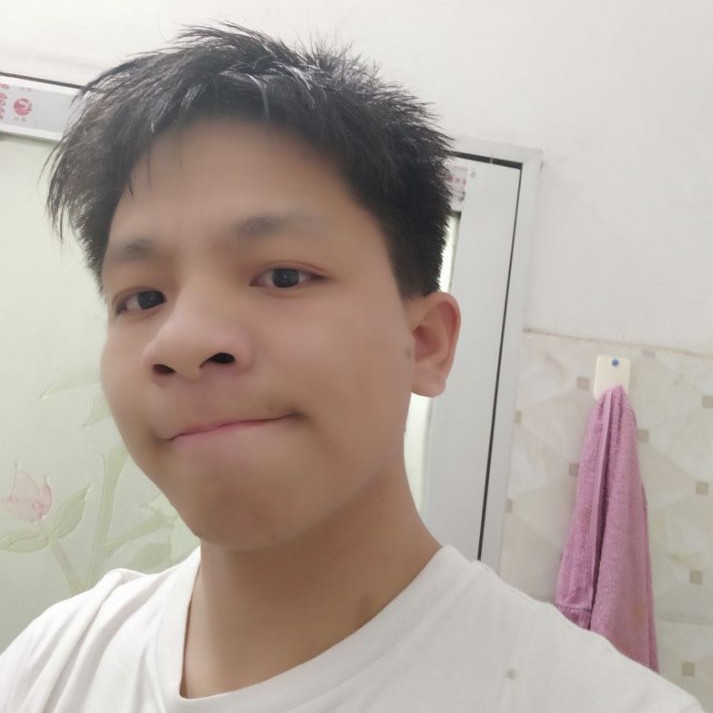 日出西山的照片