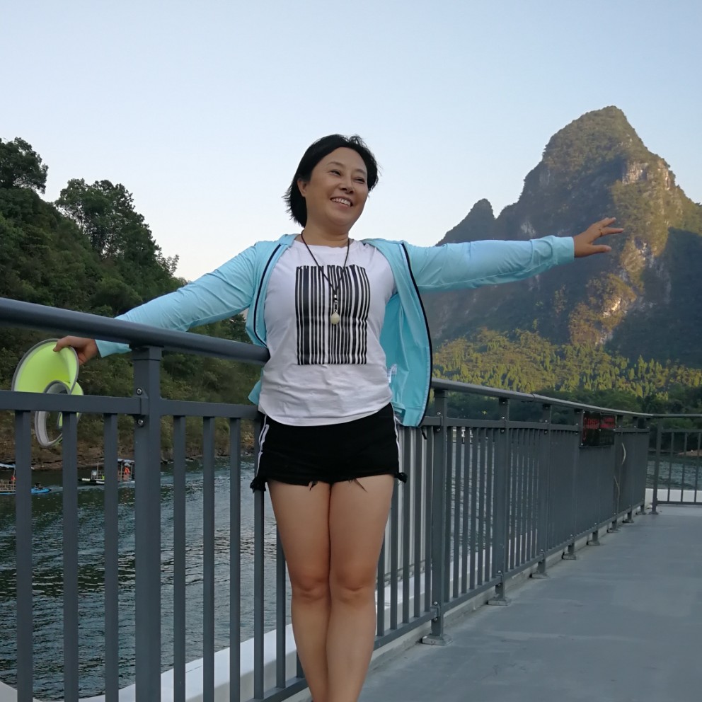 浅唱黛儿的照片