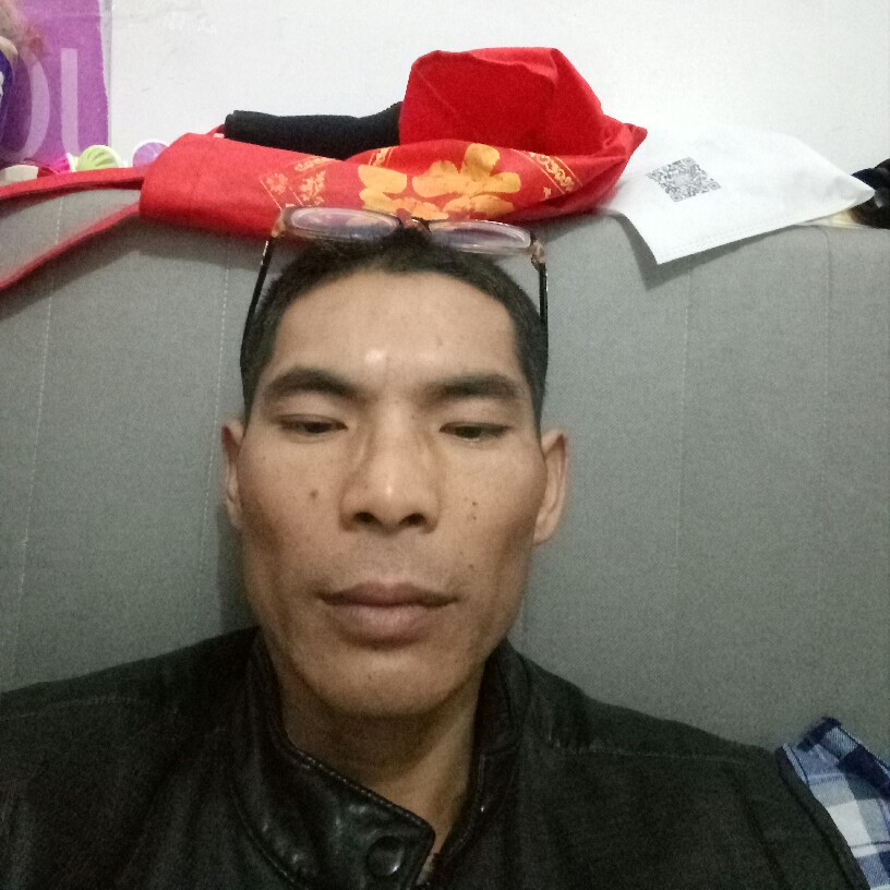 被爱伤透的心的照片
