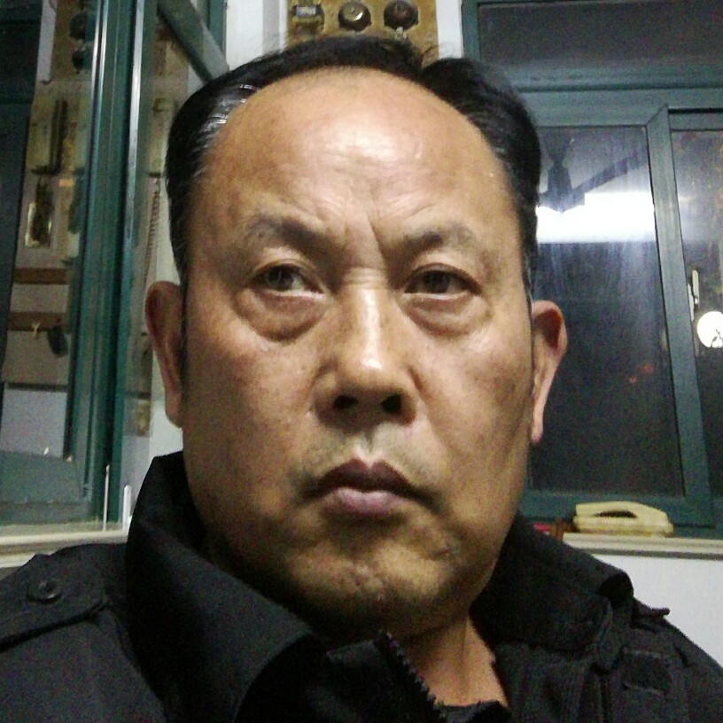 季罡的照片