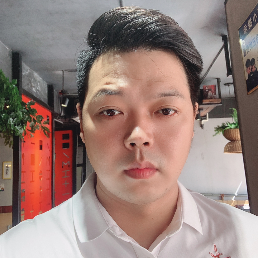 老虎蹁跹虚心的照片