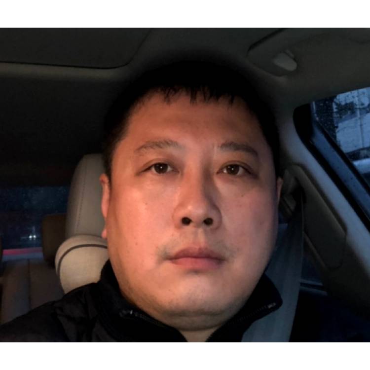 冷风相许羞涩的照片