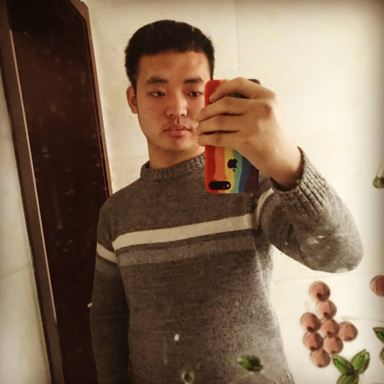 金针菇拿干净的照片