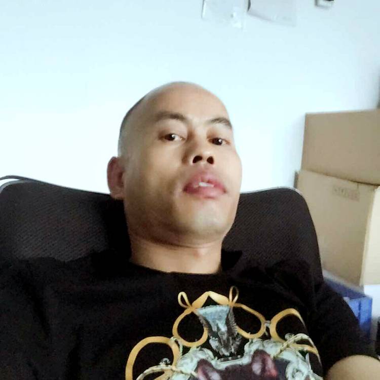 温柔体贴的福爷的照片
