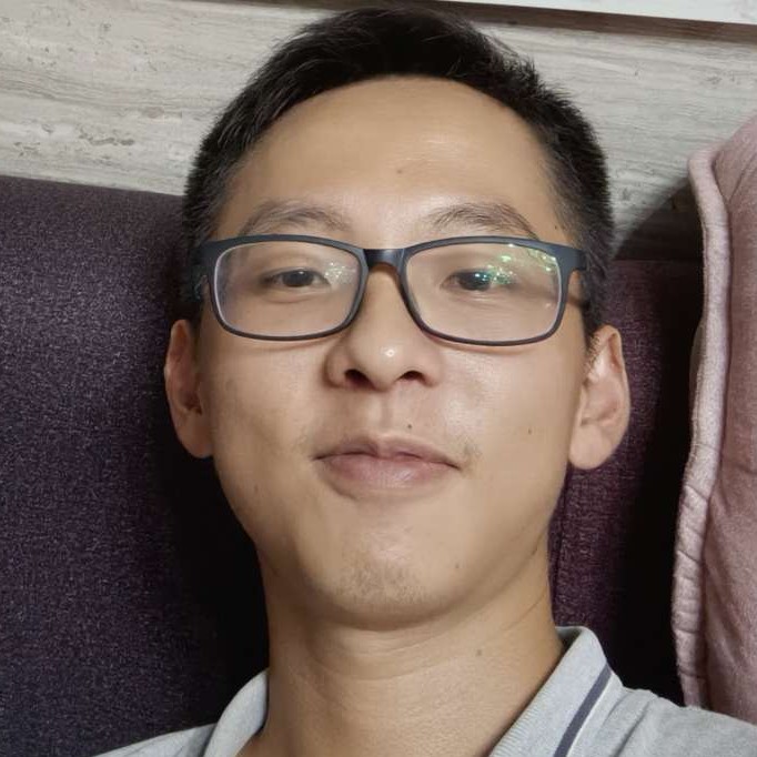 壮观浅吻化羽的照片