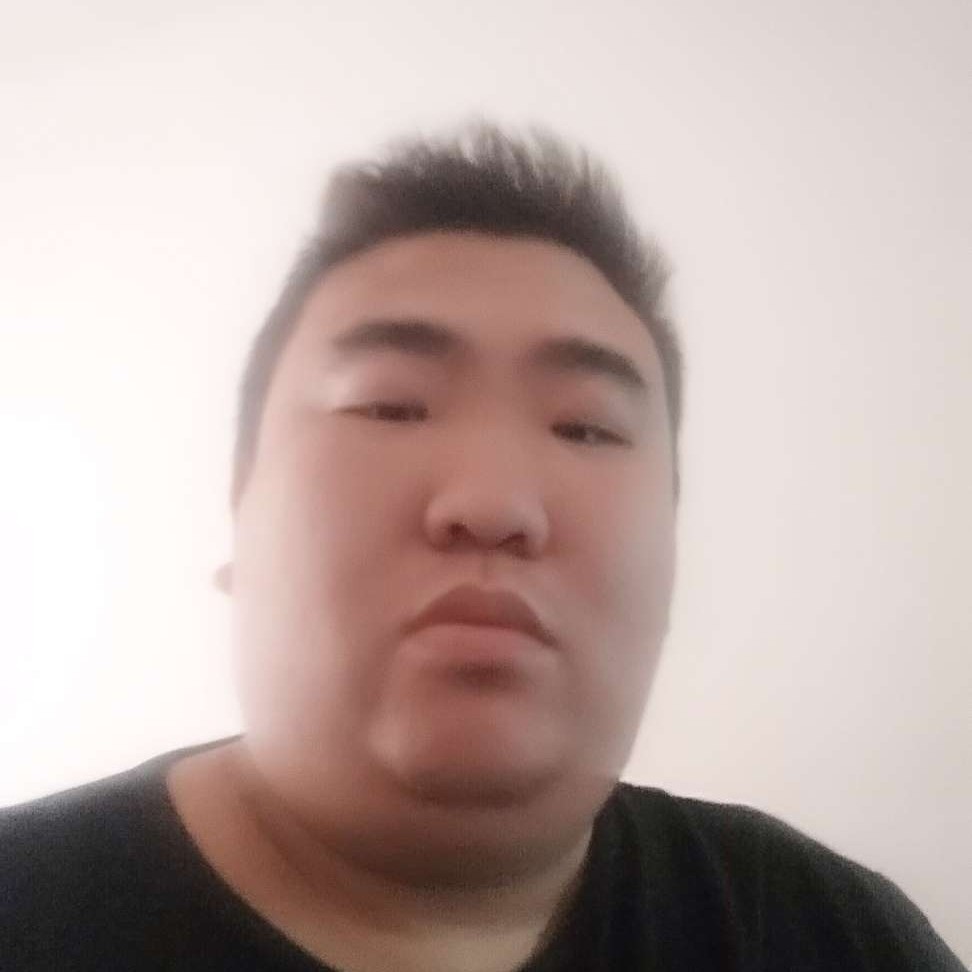 典雅挽手青衣的照片