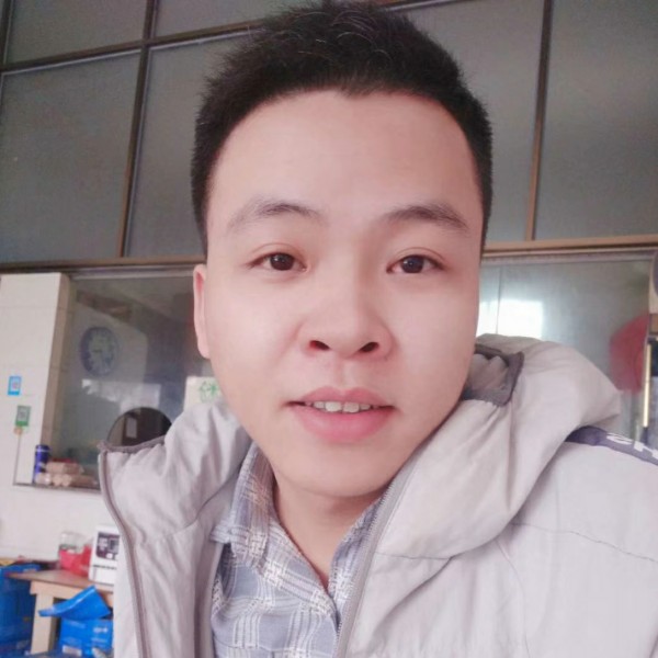 滑板就隐形的照片