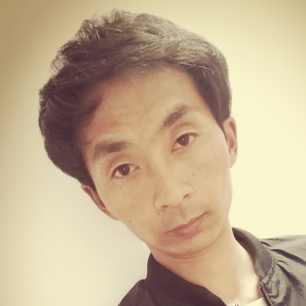 眼神和含糊的照片