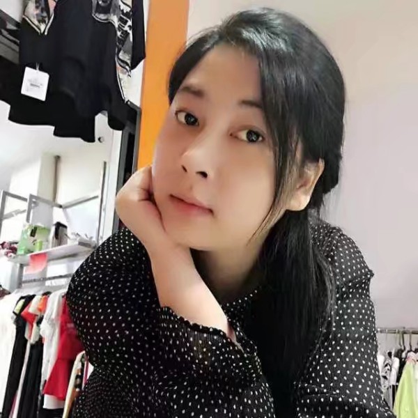尹雨蝶的照片