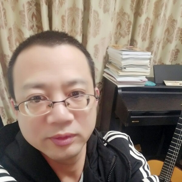 六弦子的照片