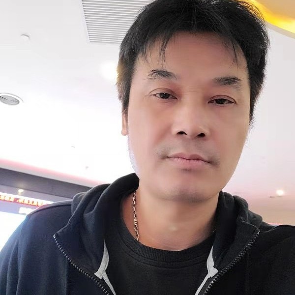 初雨多么沉静的照片