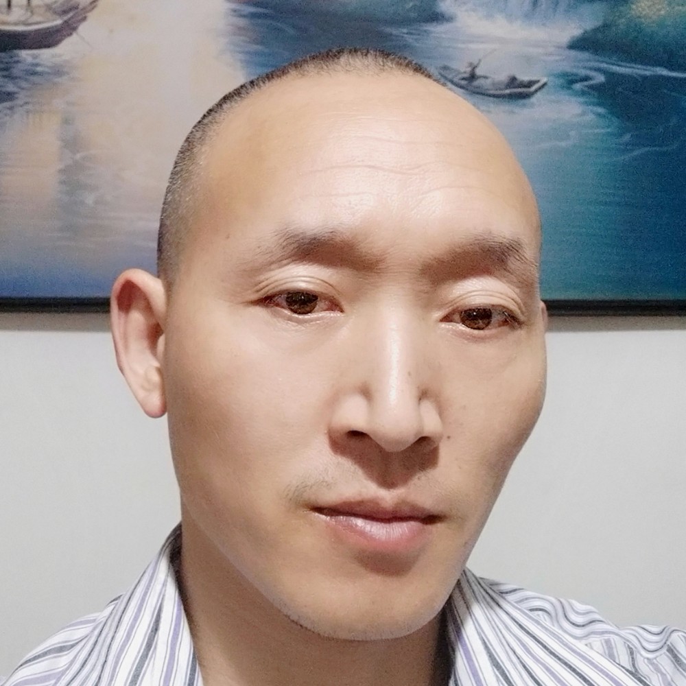 绿茶机智的照片
