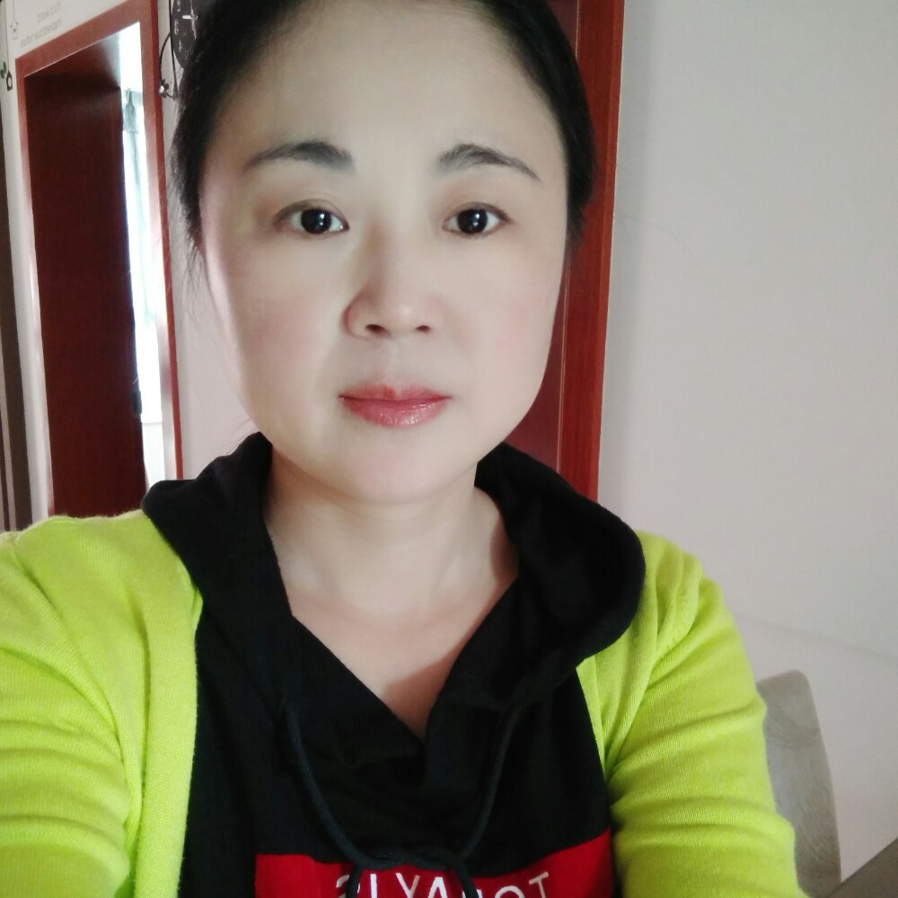 认真睫毛的照片