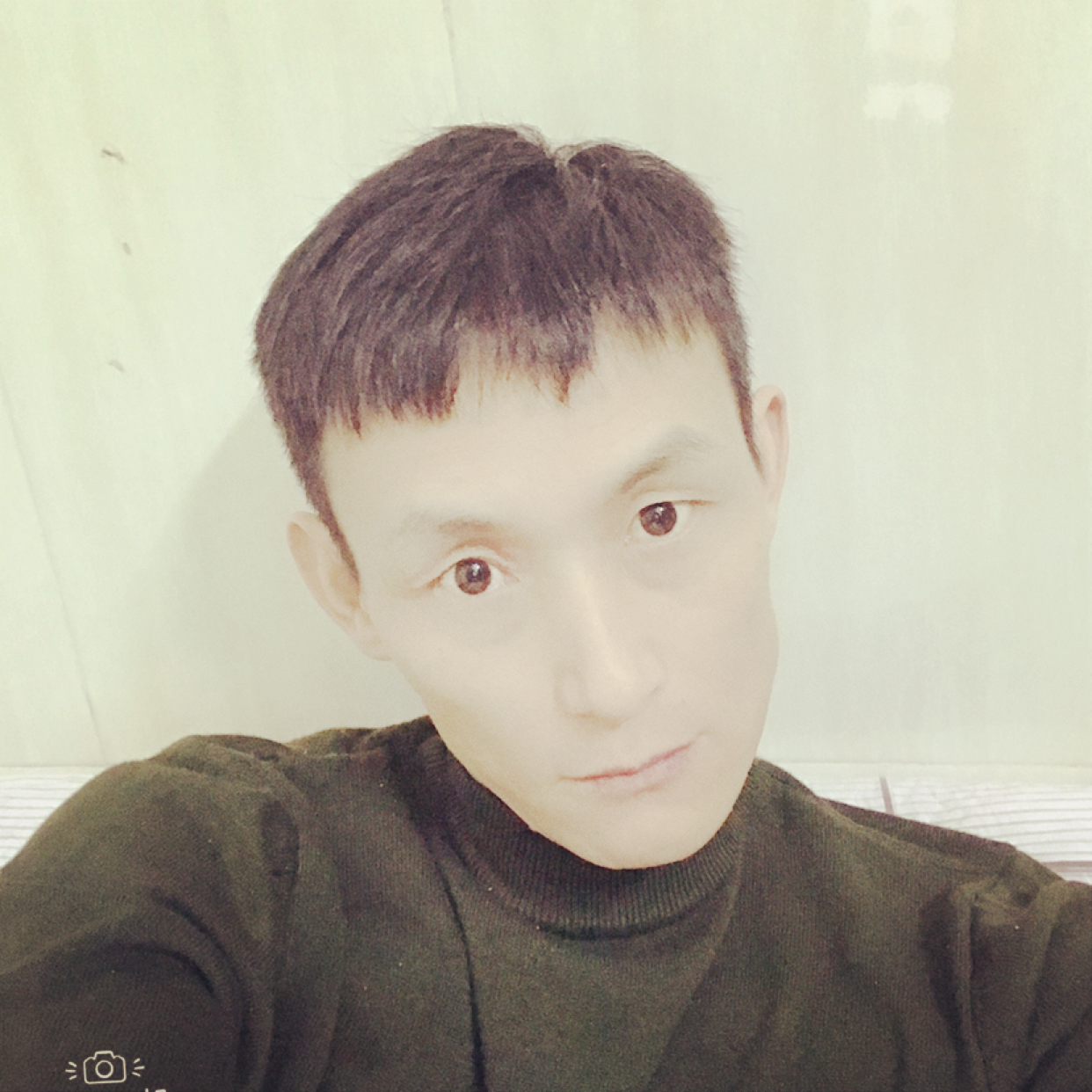 英俊给大碗的照片