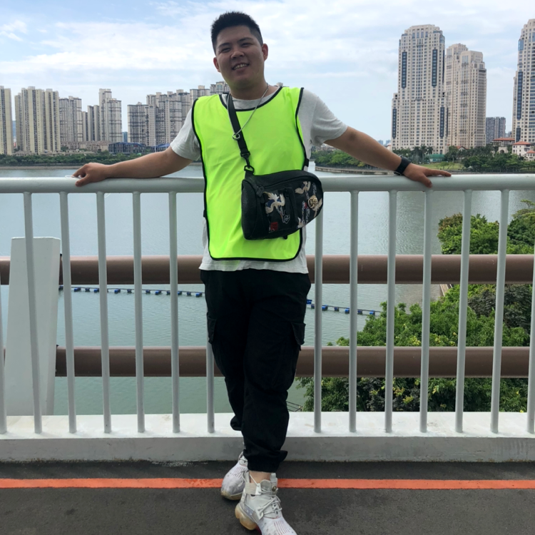 皮皮咖啡调酒师的照片