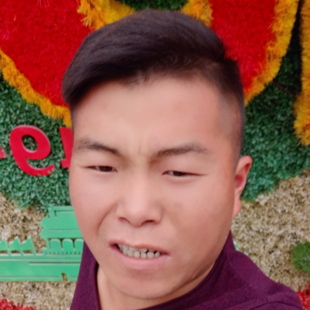 李仕超的照片