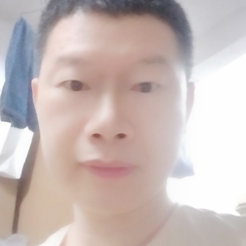 谭亚兴的照片