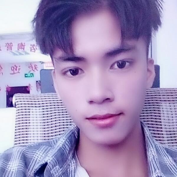 吴绍世的照片