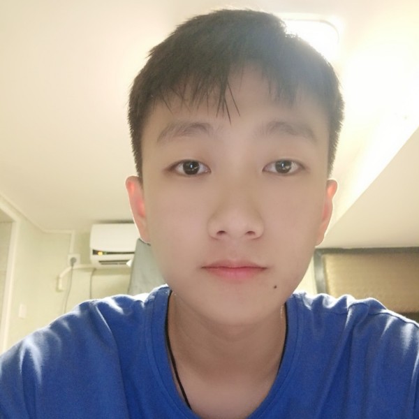 小小的明仔的照片