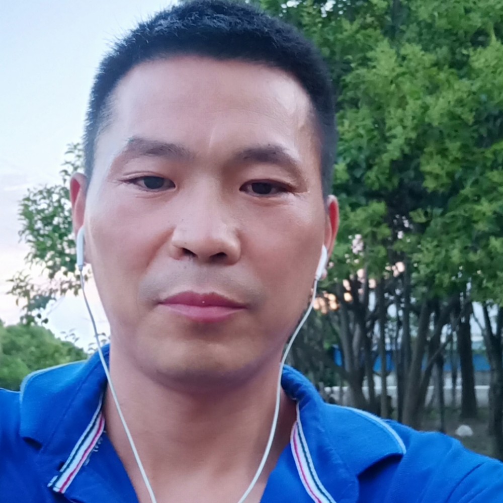 毛衣就兴奋的照片