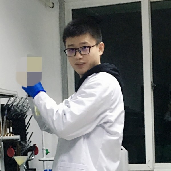 陈三三儿的照片